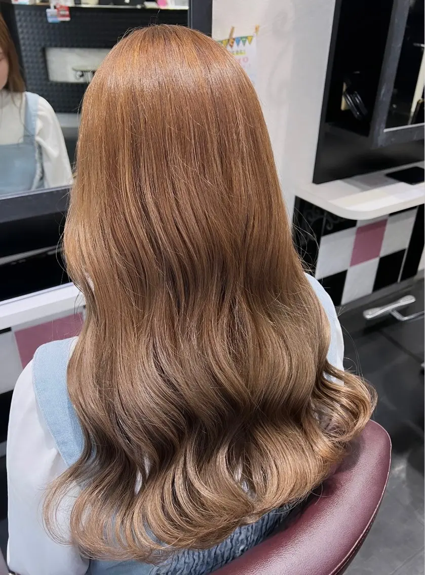 ロング カラー アッシュ ベージュカラー ブラウンカラー ミルクティーベージュ オリーブアッシュ 艶髪 ♡Tomiyaのヘアスタイル