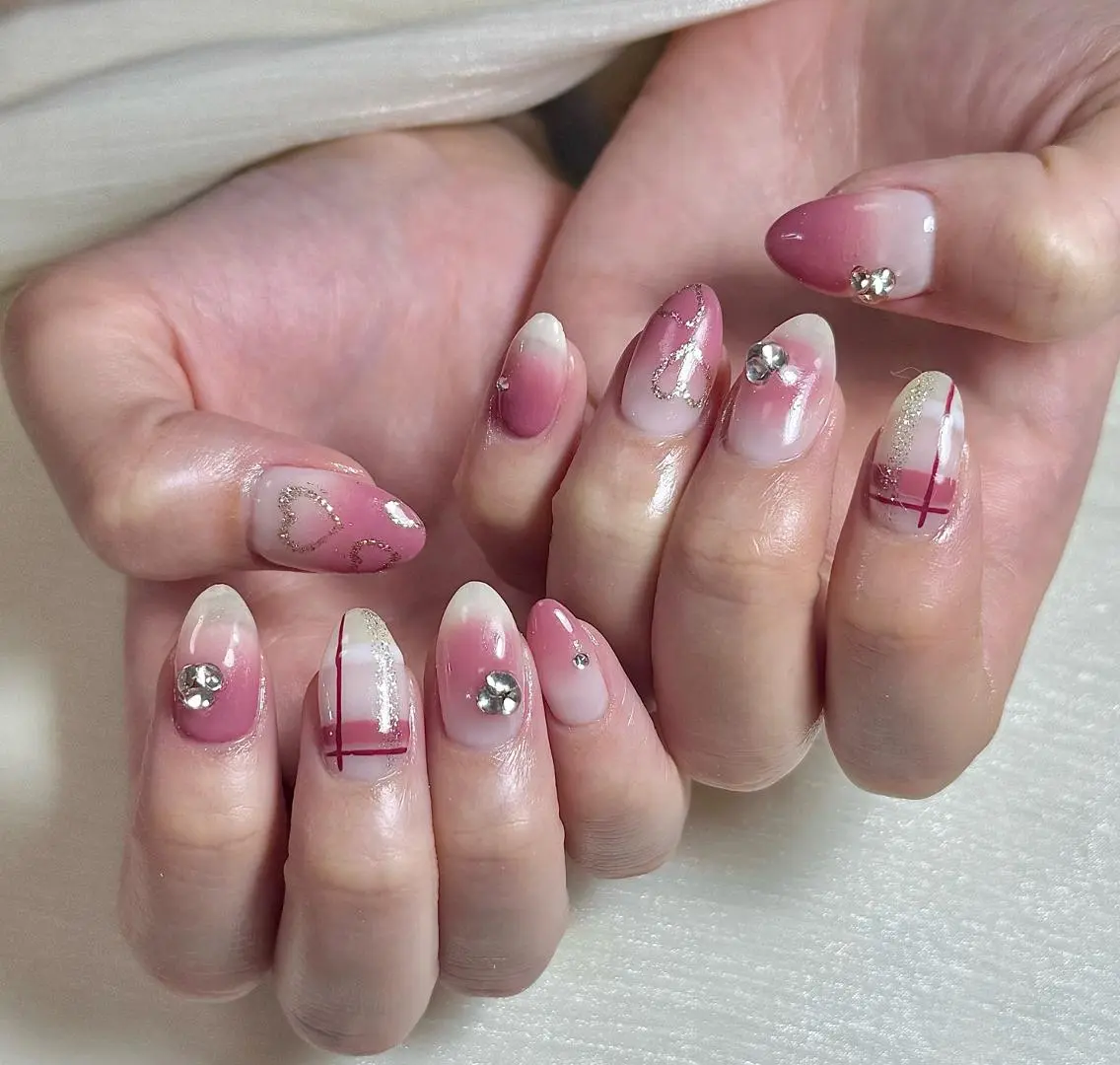 ネイル ハンドネイル 🎀 Ayaka_nailのネイルデザイン