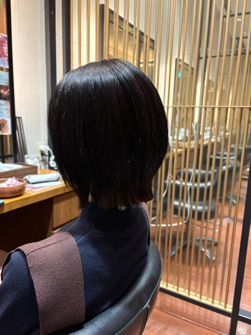ショート ショートヘア 髙田 千華 髪質改善ストレートのヘアスタイル