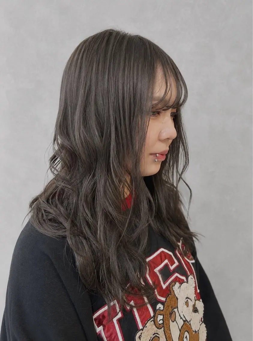 ロング カワクボ ハルキのヘアスタイル