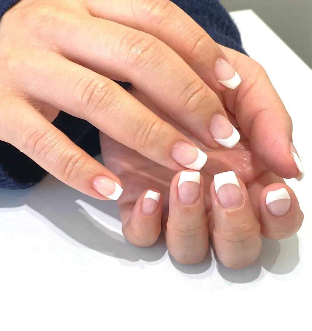 ネイル フレンチネイル ハンドネイル Ann nailのネイルデザイン