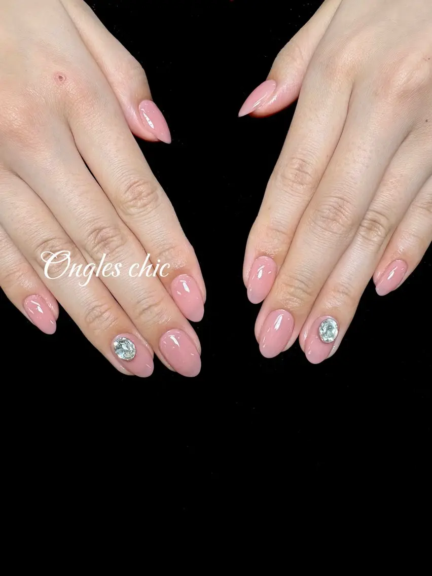ネイル ハンドネイル ongles chicのネイルデザイン