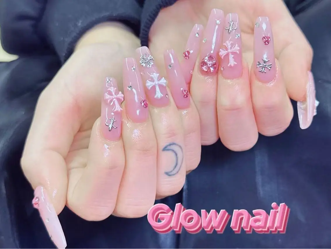 ネイル Glow Nail スカルプ専門店のネイルデザイン