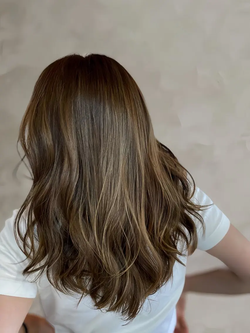 ロング カラー 透明感カラー 似合わせカットカラー 🌿つじおかるみのヘアスタイル