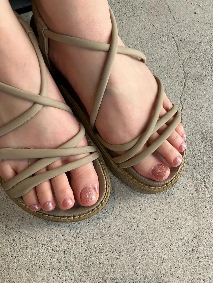 ネイル フットネイル Lis nail. 🕊yuriのネイルデザイン