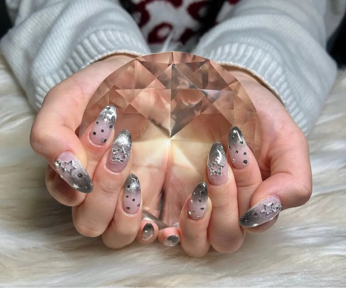 ネイル 長さ出し フラッシュネイル フラッシュマグ フレンチネイル ジェルネイル ハンドネイル Nail&eye Belire 新宿のネイルデザイン