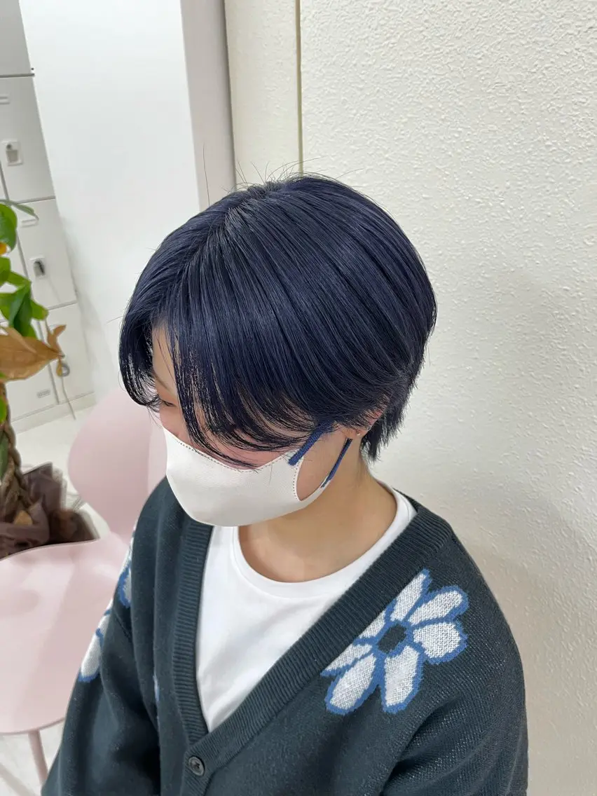 セミロング カラー 💟RINNA 艶カラー💟のヘアスタイル