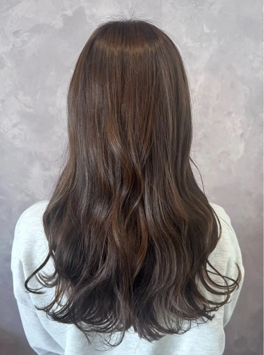 ロング カラー カット ヘアカラー トリートメント ヒヨシ ルナのヘアスタイル