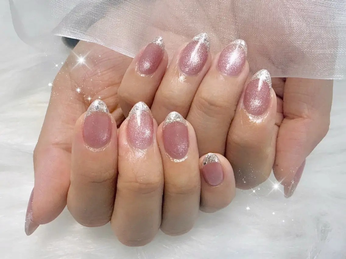ミディアム ハンドネイル Lili Nail Studio西荻窪店のネイルデザイン