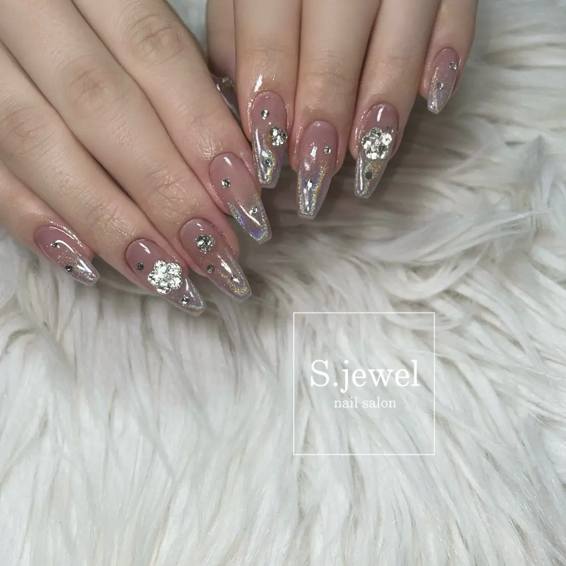ネイル S. JEWELのネイルデザイン