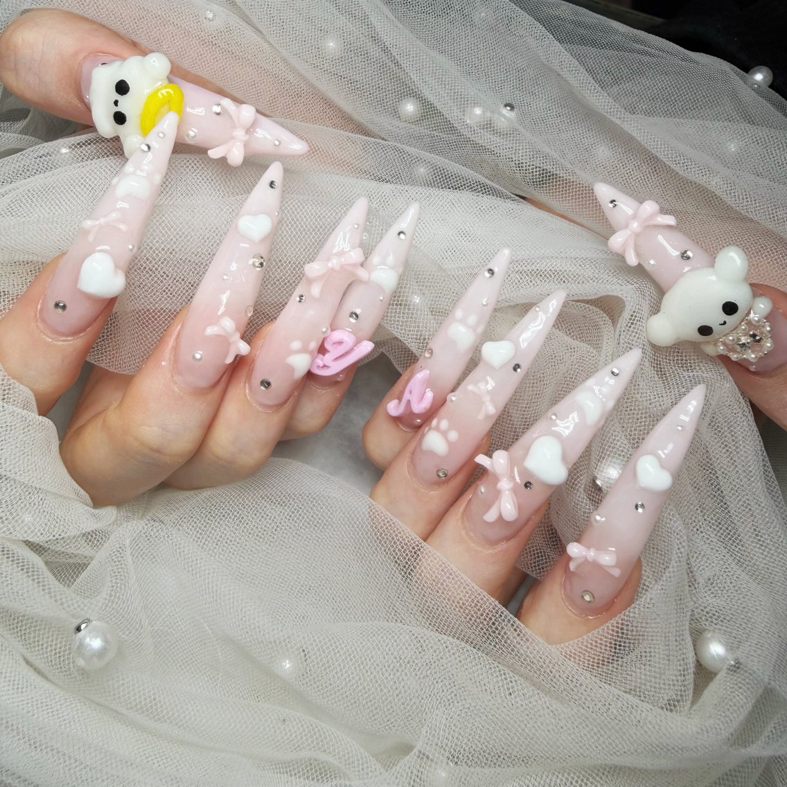 ネイル ロングネイル ハンドネイル YUN 💅のネイルデザイン
