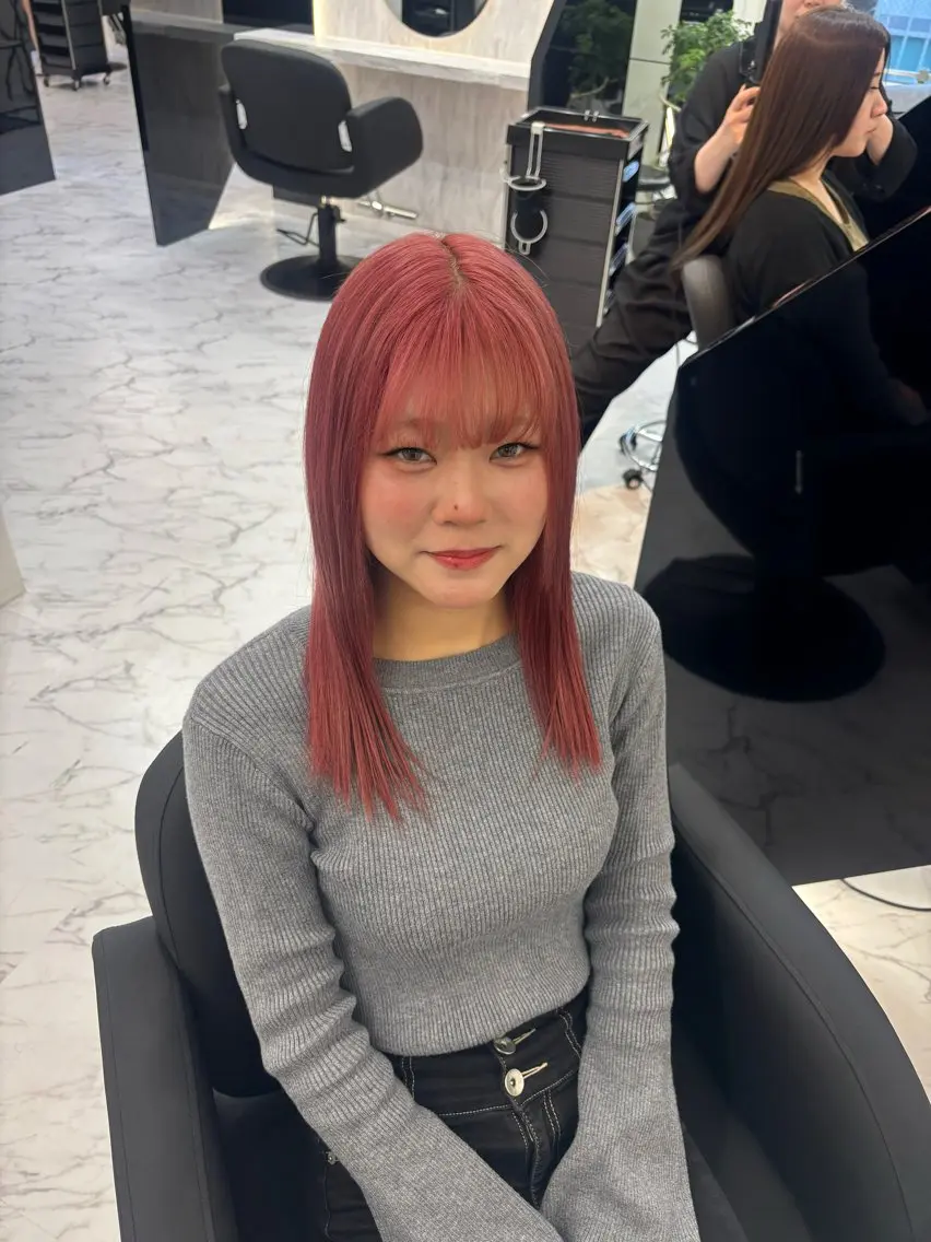 ミディアム カラー ブリーチ ピンクカラー The Ect Q'n🍑MOMOのヘアスタイル