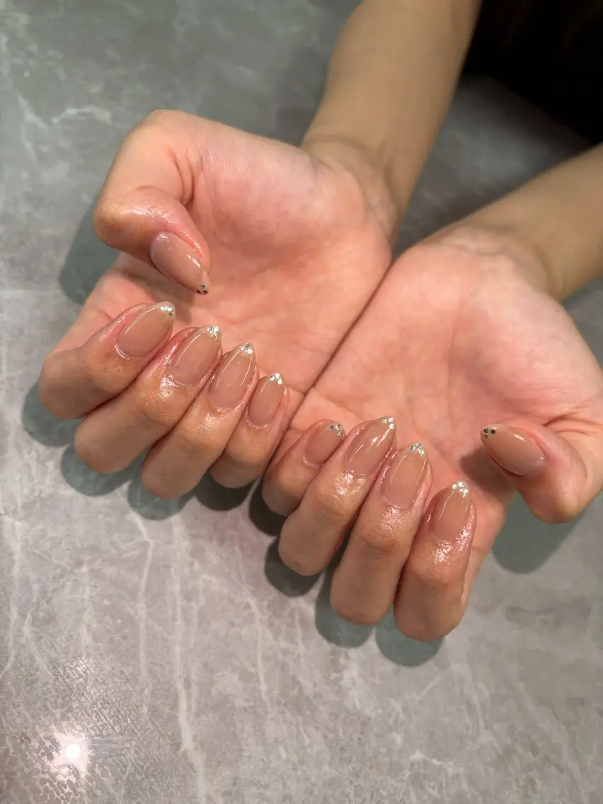 ネイル シンプルネイル H. Miyuのネイルデザイン