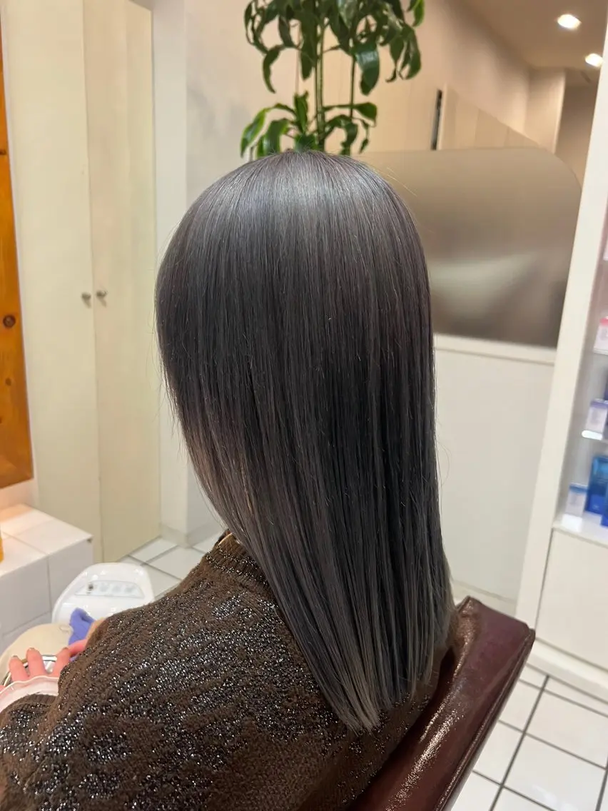 ミディアム カラー 滝沢 智希のヘアスタイル