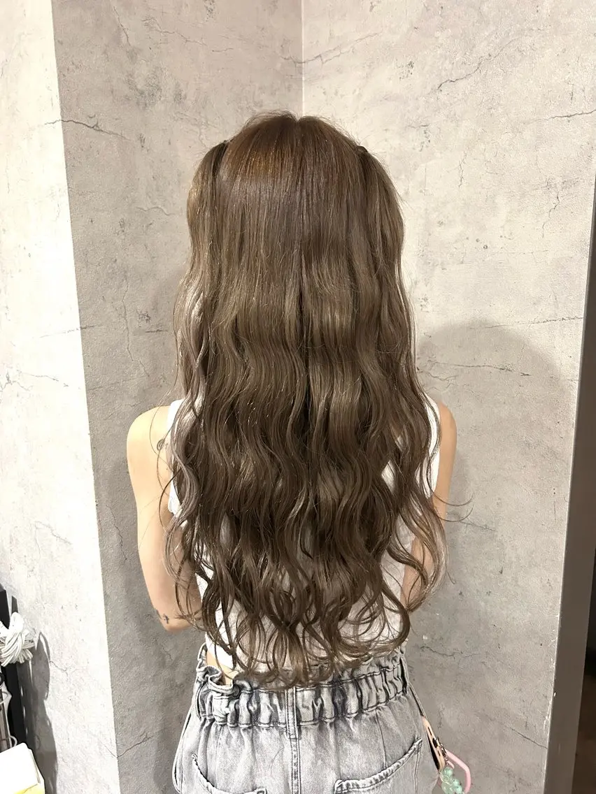 ロング カラー 透明感カラー エクステ カット ヘアカラー トリートメント パーソナルカラー 診断🍀マリンのヘアスタイル
