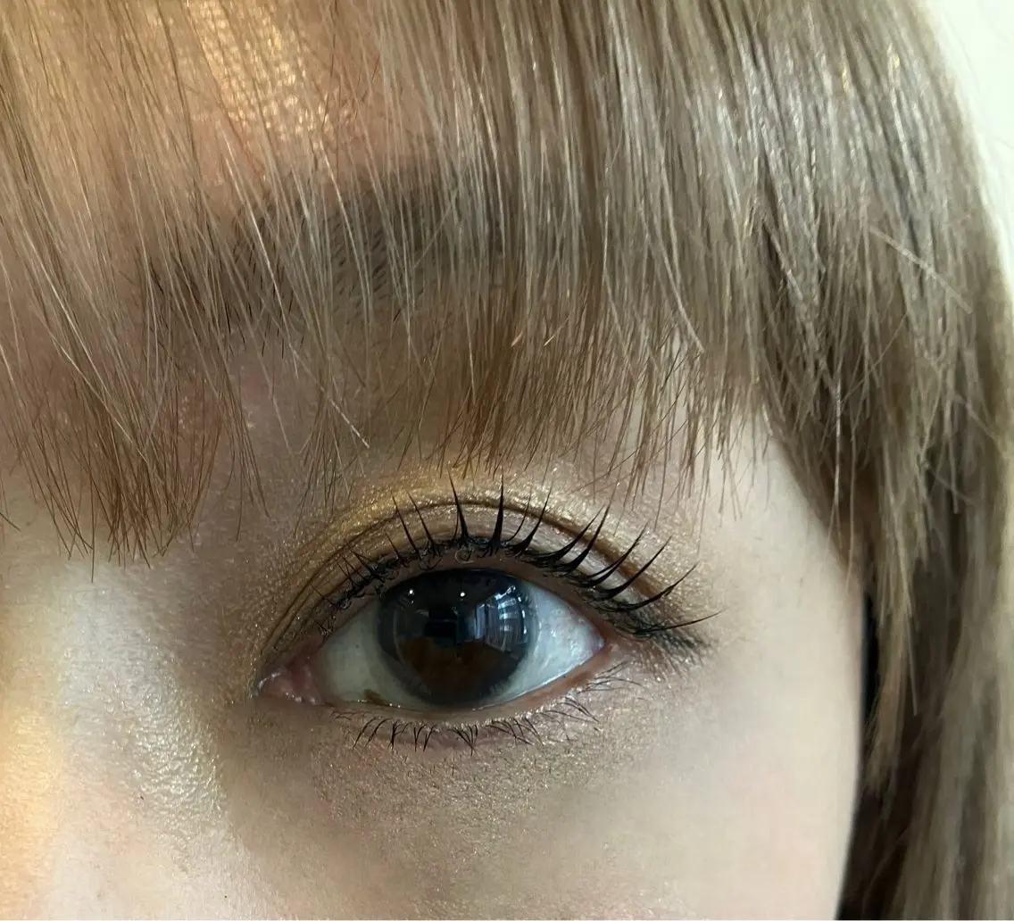 マツエク・マツパ 韓国エクステ／羽エク ダブルスキル💛のヘアスタイル