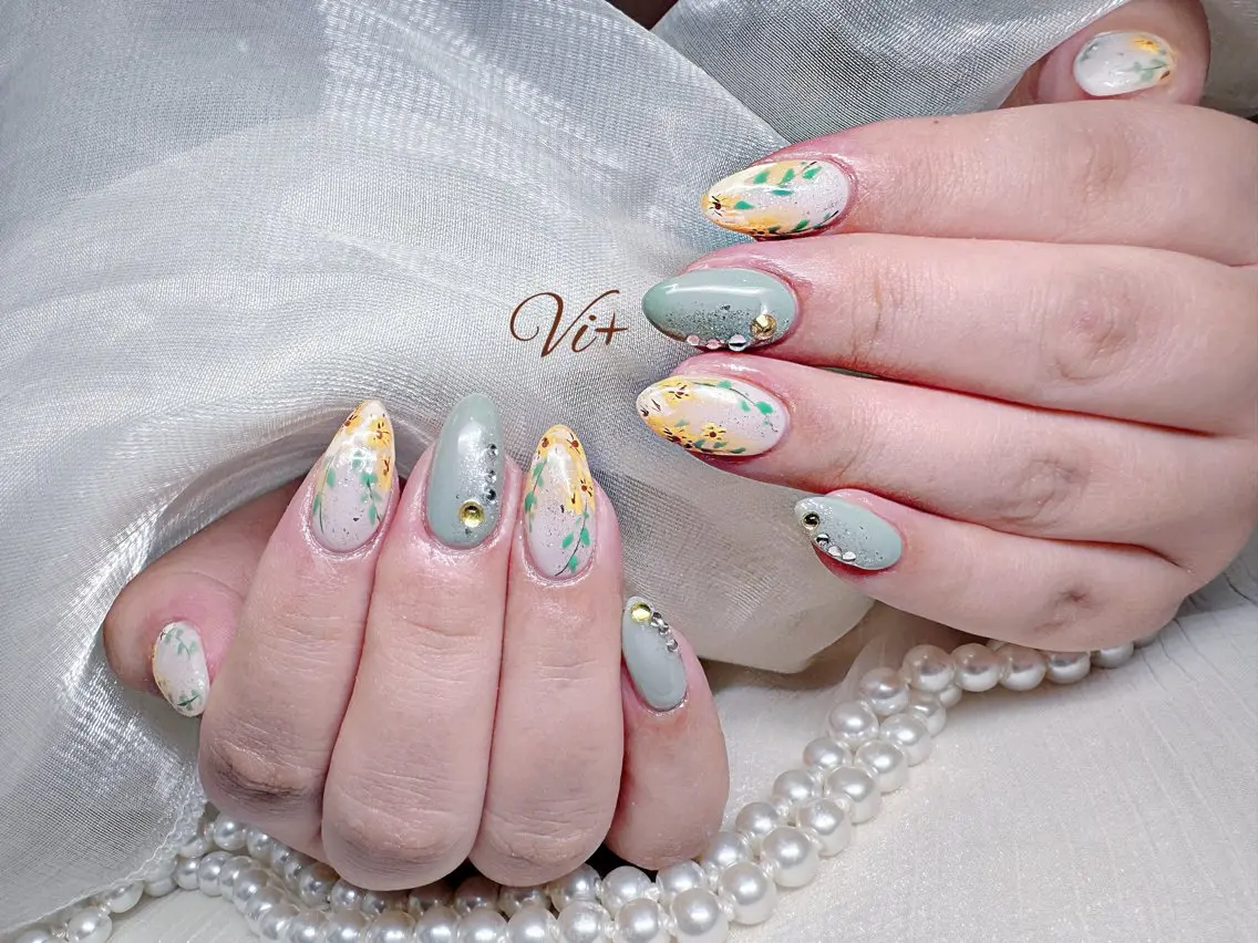 ネイル ハンドネイル ✨Nailsalon Vi+✨のネイルデザイン