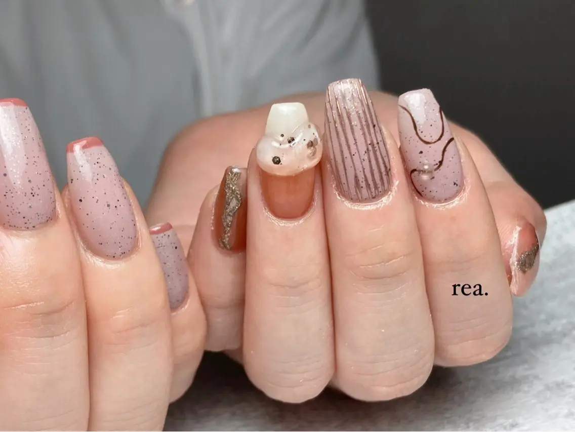 ネイル ハンドネイル フットネイル rea .のネイルデザイン