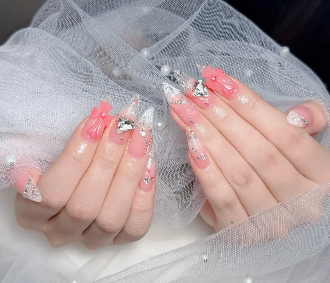 ネイル アートネイル フレンチネイル ジェルネイル 韓国ネイル マグネットネイル ハンドネイル Lenie Nail Okuboのネイルデザイン