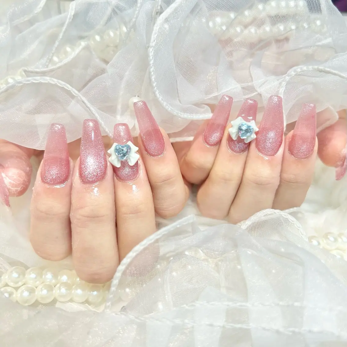 ネイル ハンドネイル WISTERIA ayumiのネイルデザイン