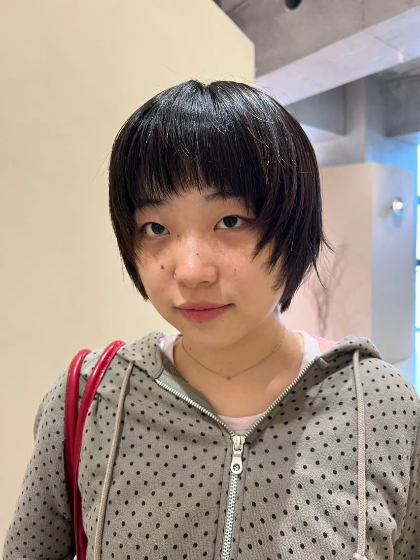 ショート ショートヘア レイヤーカット NERO加藤木麻彩のヘアスタイル