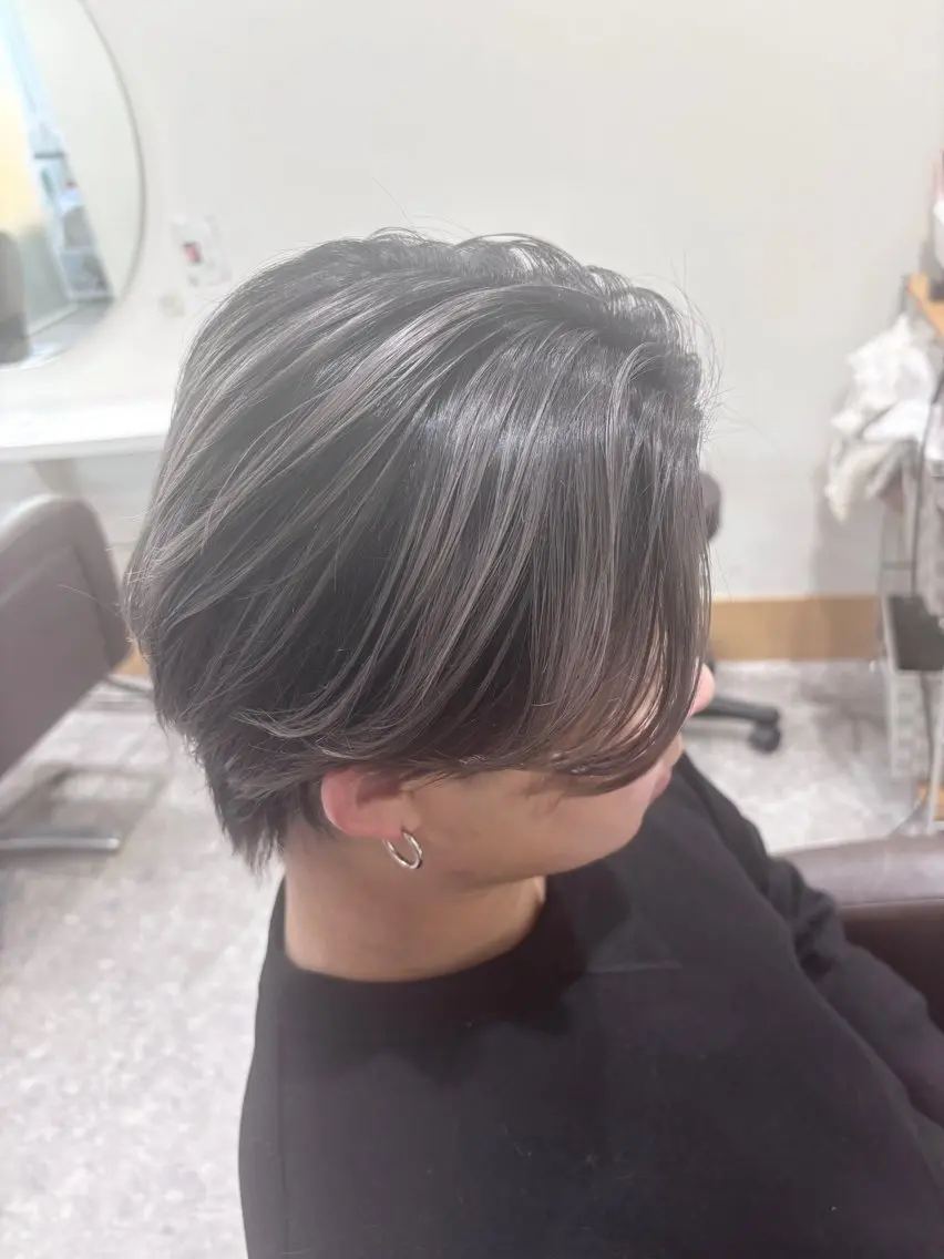 ショート カラー ハイトーン/ブリーチ 🦋デザイン森山陽向のヘアスタイル