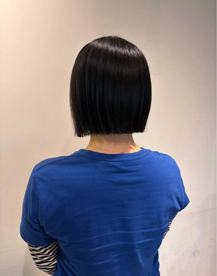 ショート ボブ 深みモテカラー˚✧ YUKAのヘアスタイル