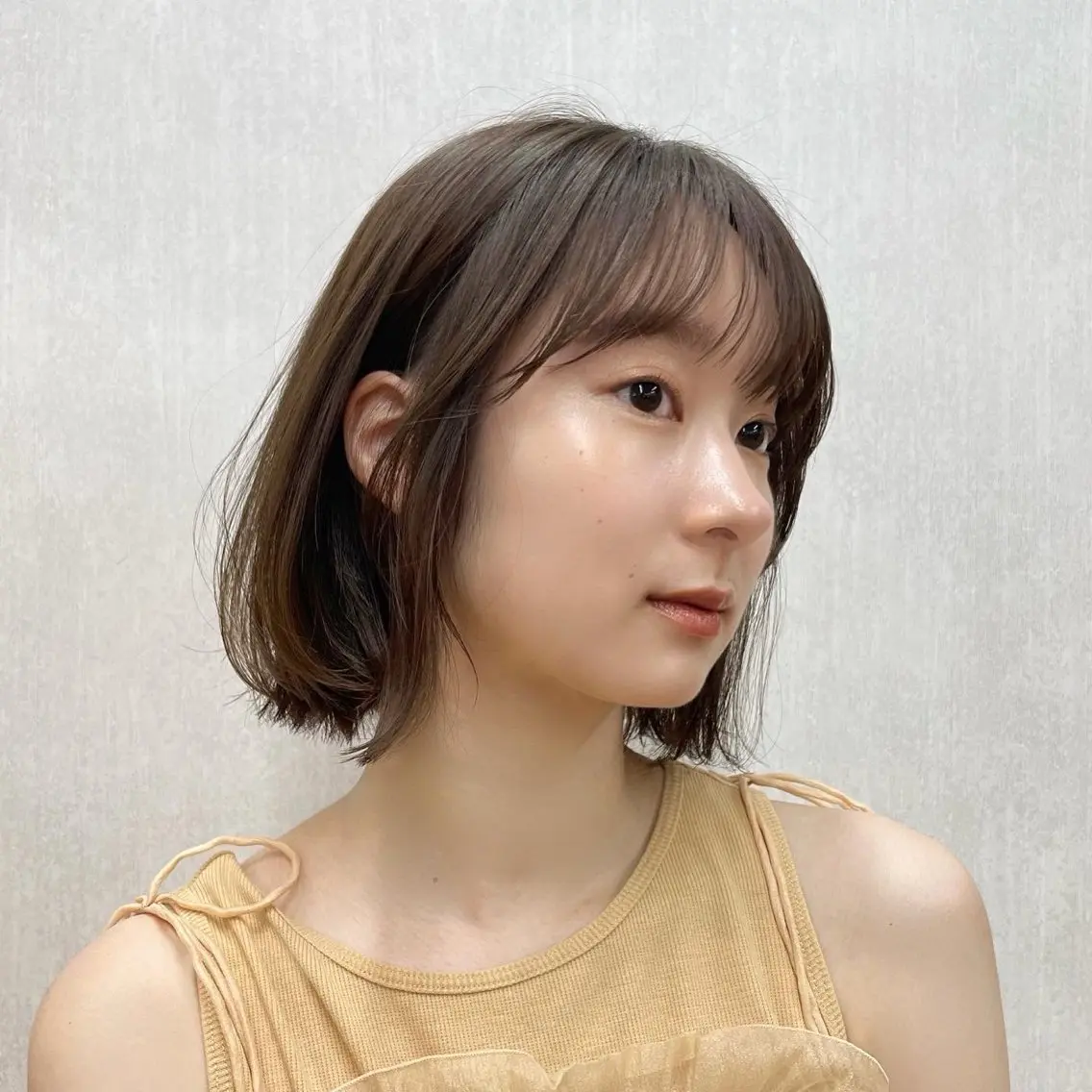 ミディアム ヘアカラー トリートメント 顔まわり🥨レイヤー /透明感/水口舞奈のヘアスタイル