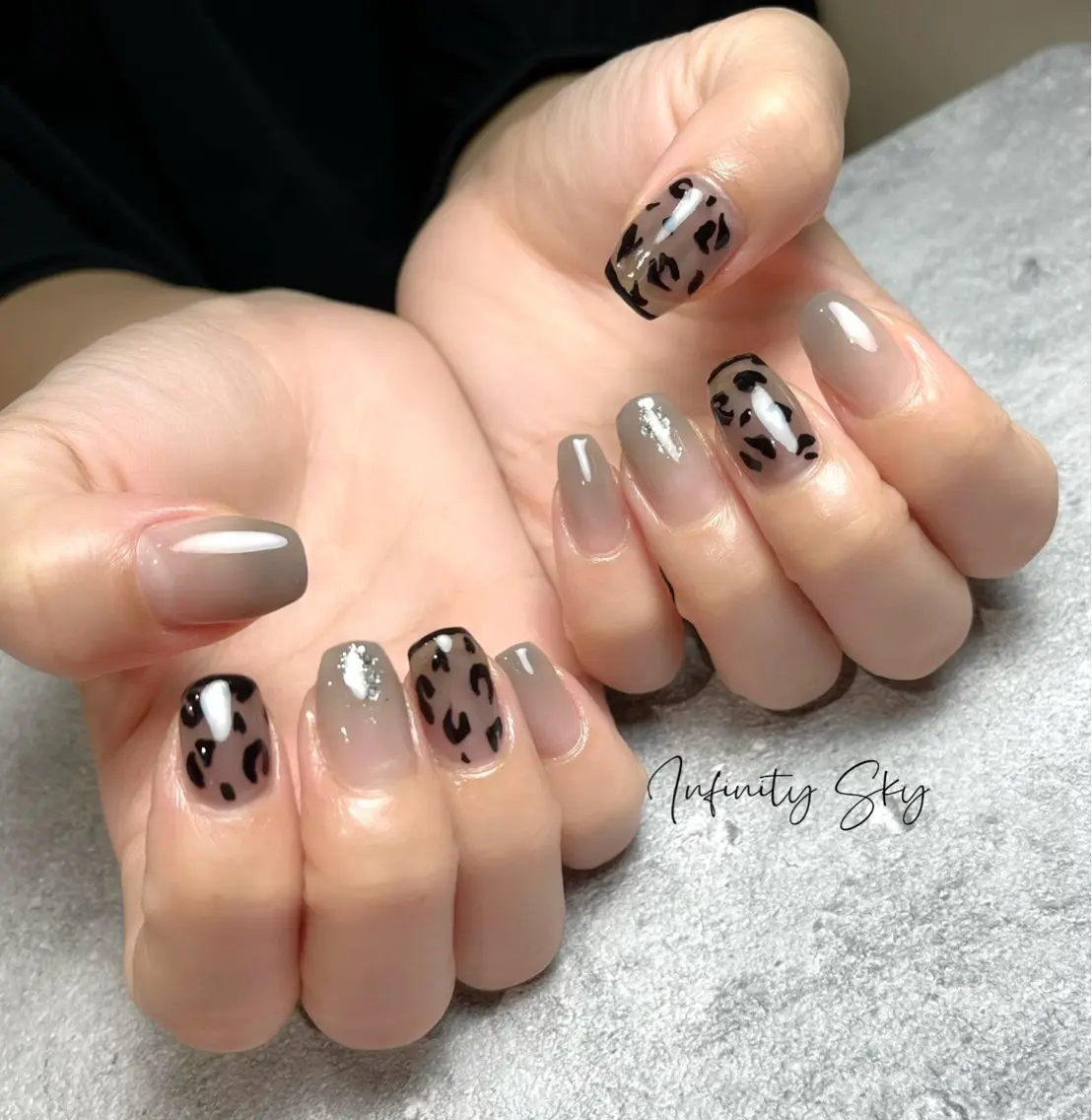 ネイル ニュアンスネイル ハンドネイル infinity skyのネイルデザイン