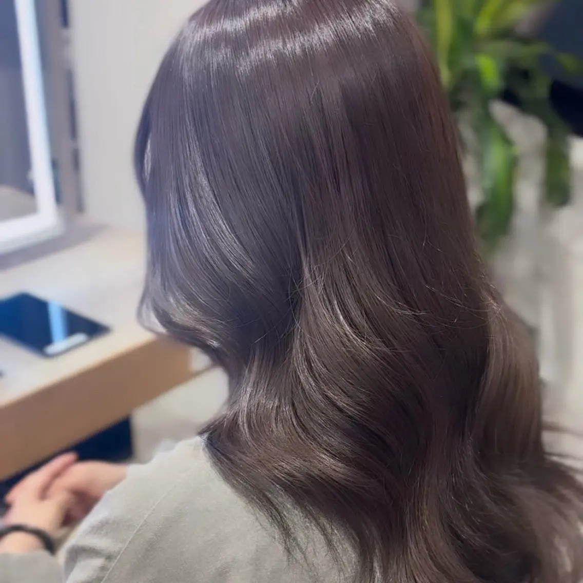 セミロング カラー アッシュ ラベンダーカラー ラベンダーアッシュ ヘアカラー 透明感🫧モテ髪💖 Karin💫のヘアスタイル