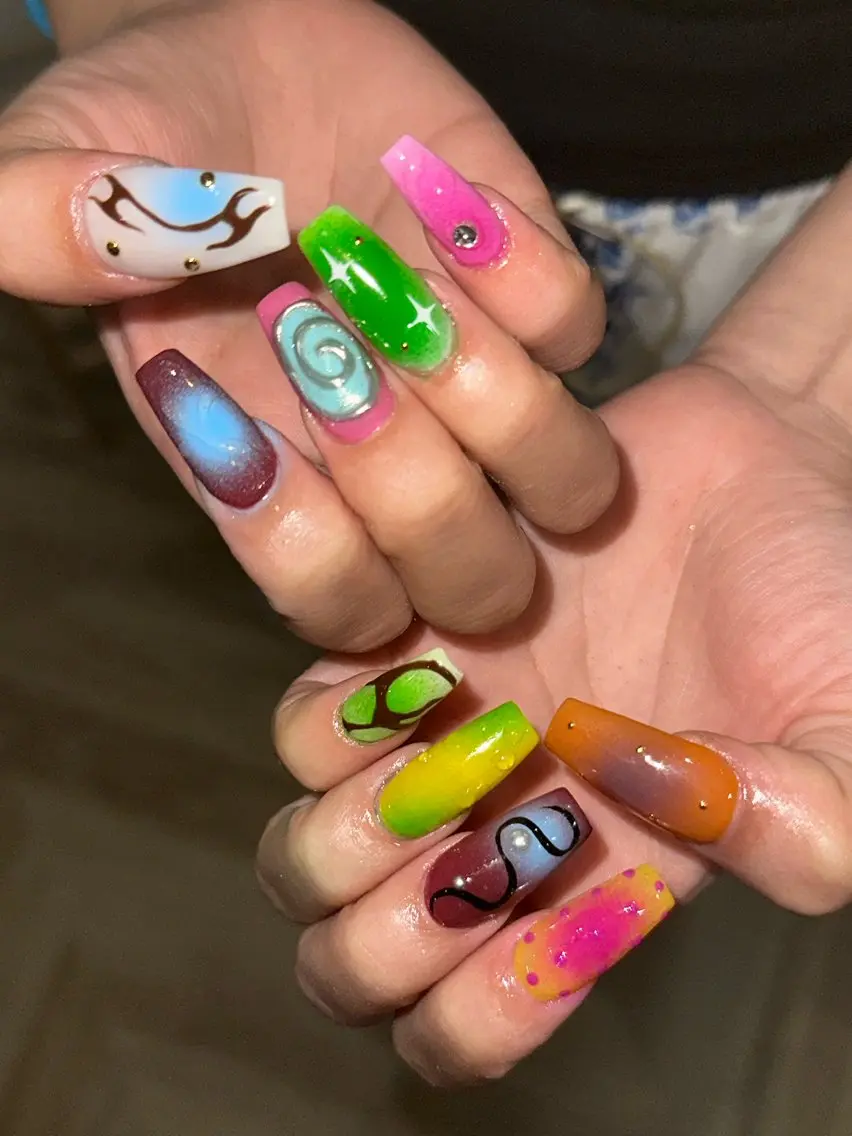 ネイル ハンドネイル nes.nail★ AYANOのネイルデザイン