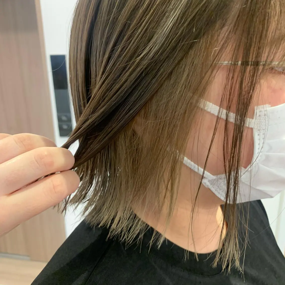 ミディアム カラー ベージュカラー グレージュ Eleanor 池袋 ミカのヘアスタイル