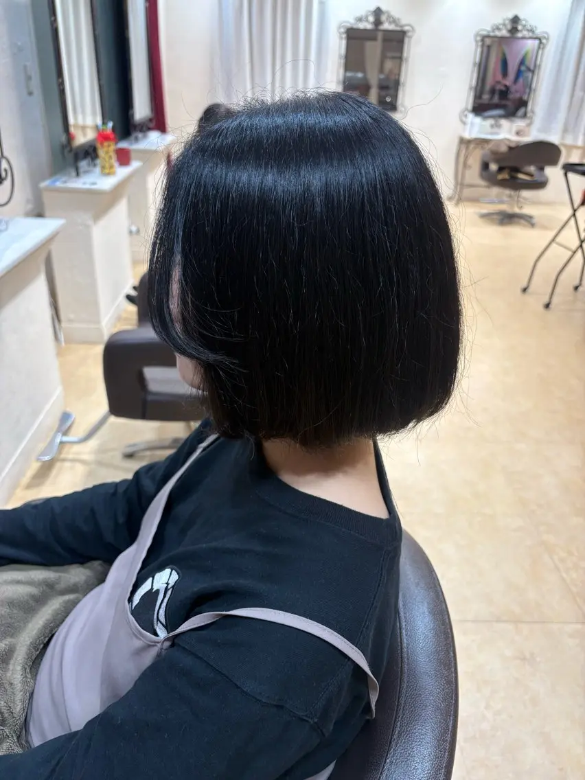 カット+プチトリートメント🫧(ボブにしたい方のみ)の写真