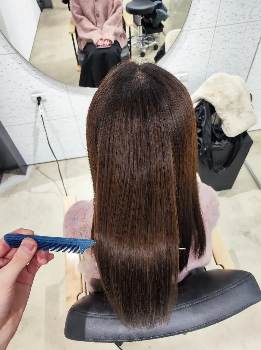 ロング 縮毛矯正 角谷 貫太郎のヘアスタイル