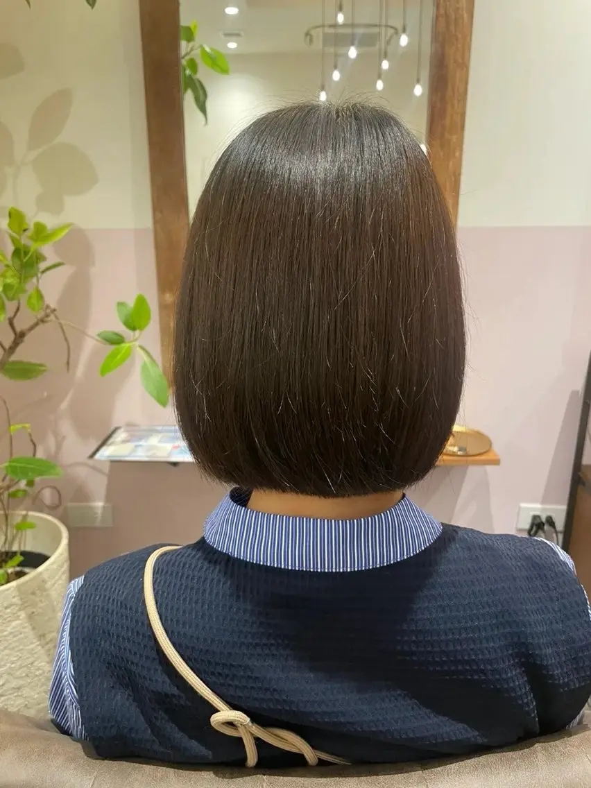 ショート ボブ カット 中尾 真菜のヘアスタイル