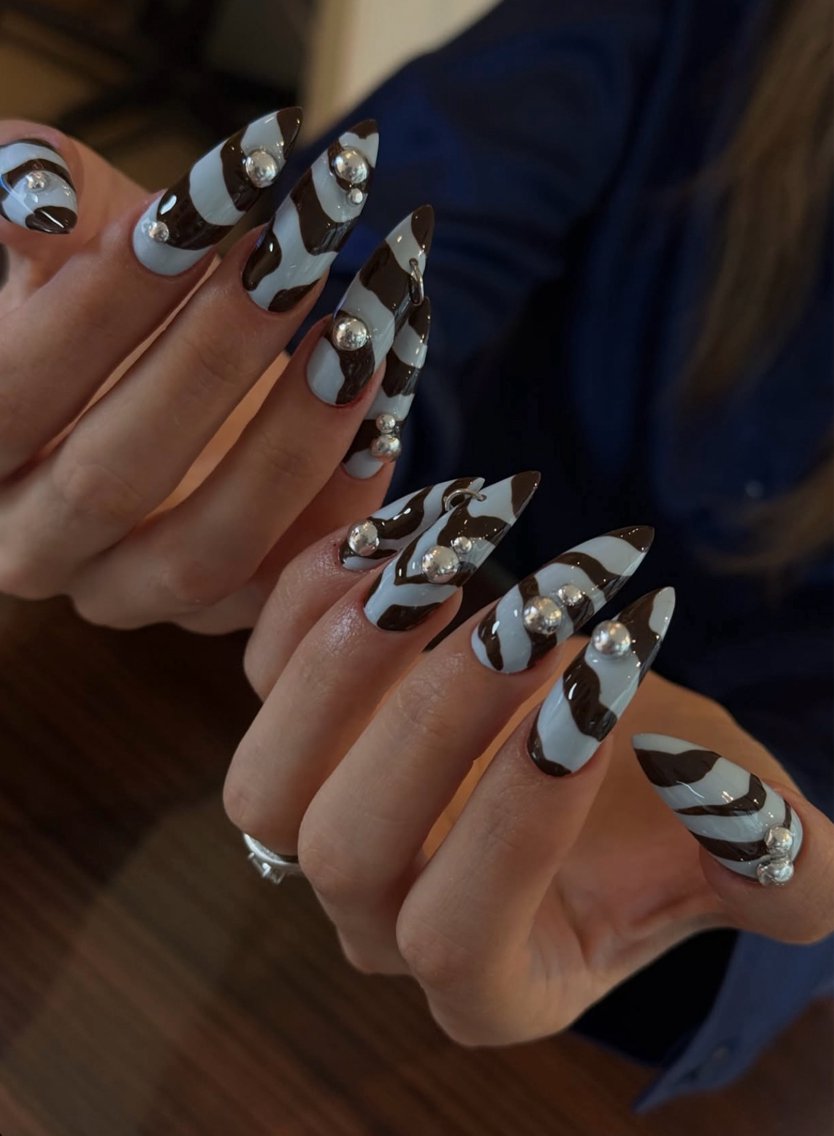 ネイル ハンドネイル NiJi Nailsのネイルデザイン