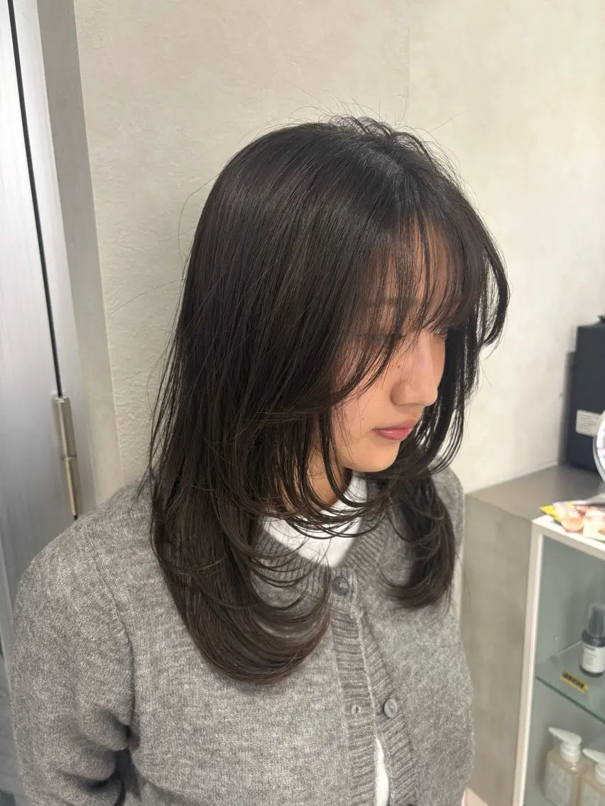 セミロング ハッシュカット ハイレイヤー 韓国風ヘア レイヤーカット カット Yuta✂︎ 韓国レイヤー🪽のヘアスタイル