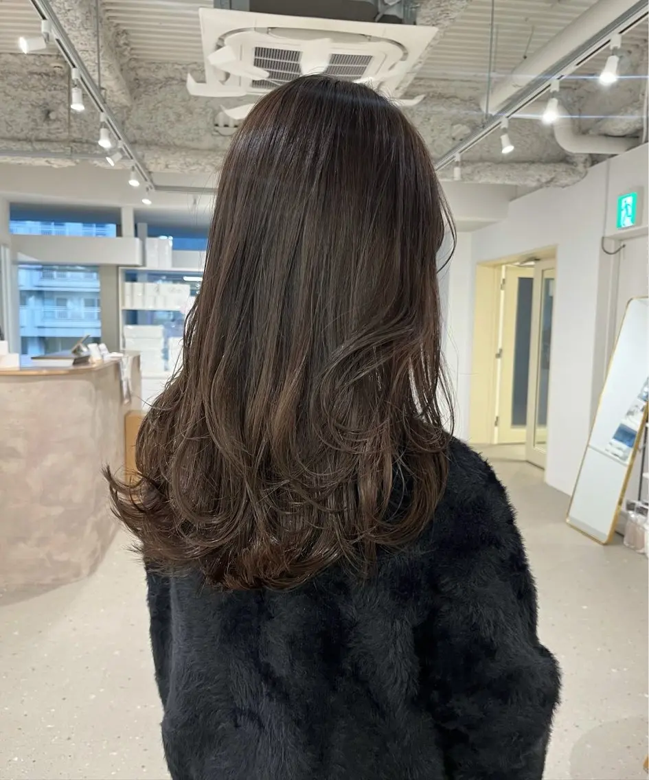 ロング レイヤーカット 箱崎 凪沙のヘアスタイル
