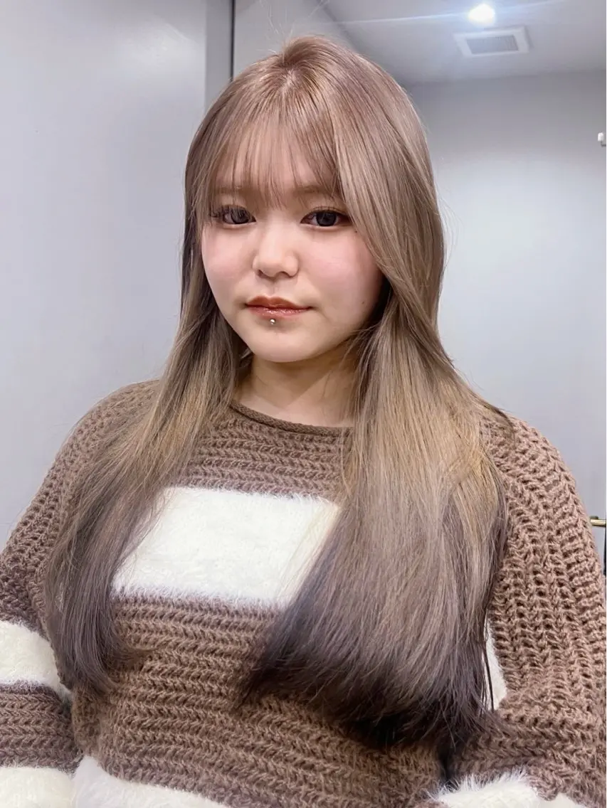 カラー レイヤーカット sauのヘアスタイル
