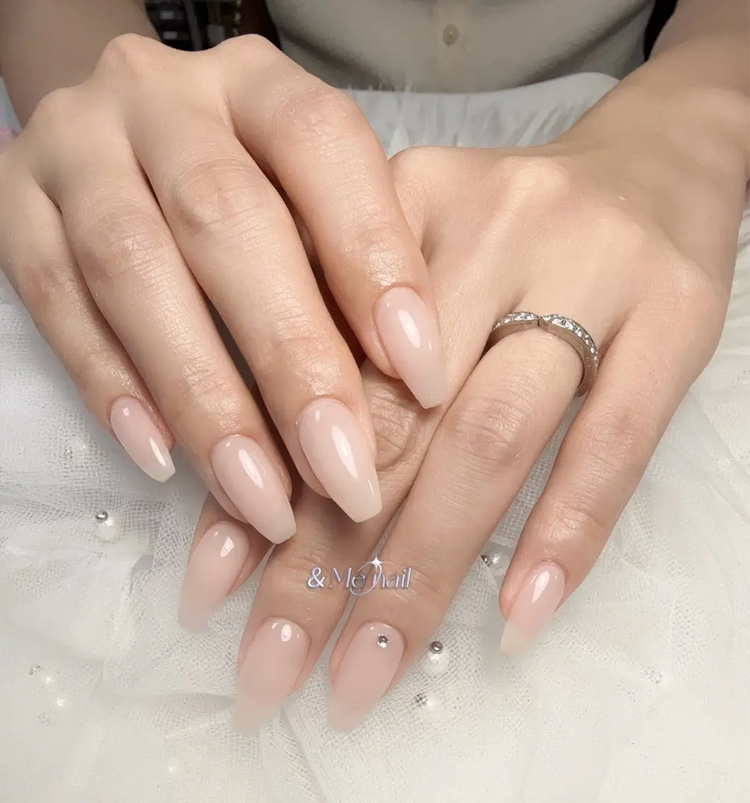 ネイル ハンドネイル &ME タカのネイルデザイン