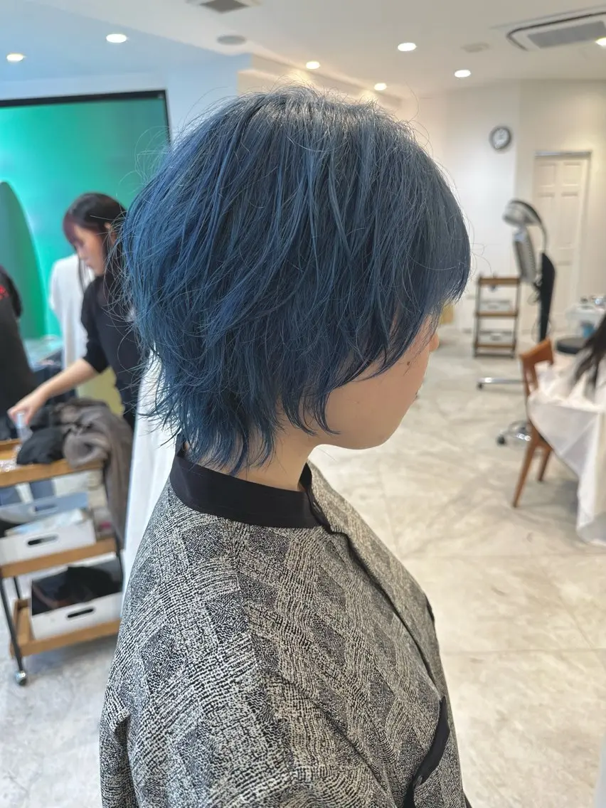 ショート カラー アクアカラー ブルーカラー ダブルカラー ニシカワ ユズミのヘアスタイル