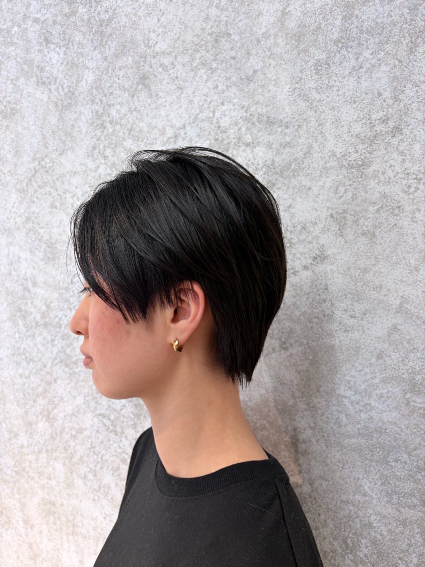 ショート レイヤーカット ショートヘア カット Honami💫 縮毛矯正/レイヤーのヘアスタイル