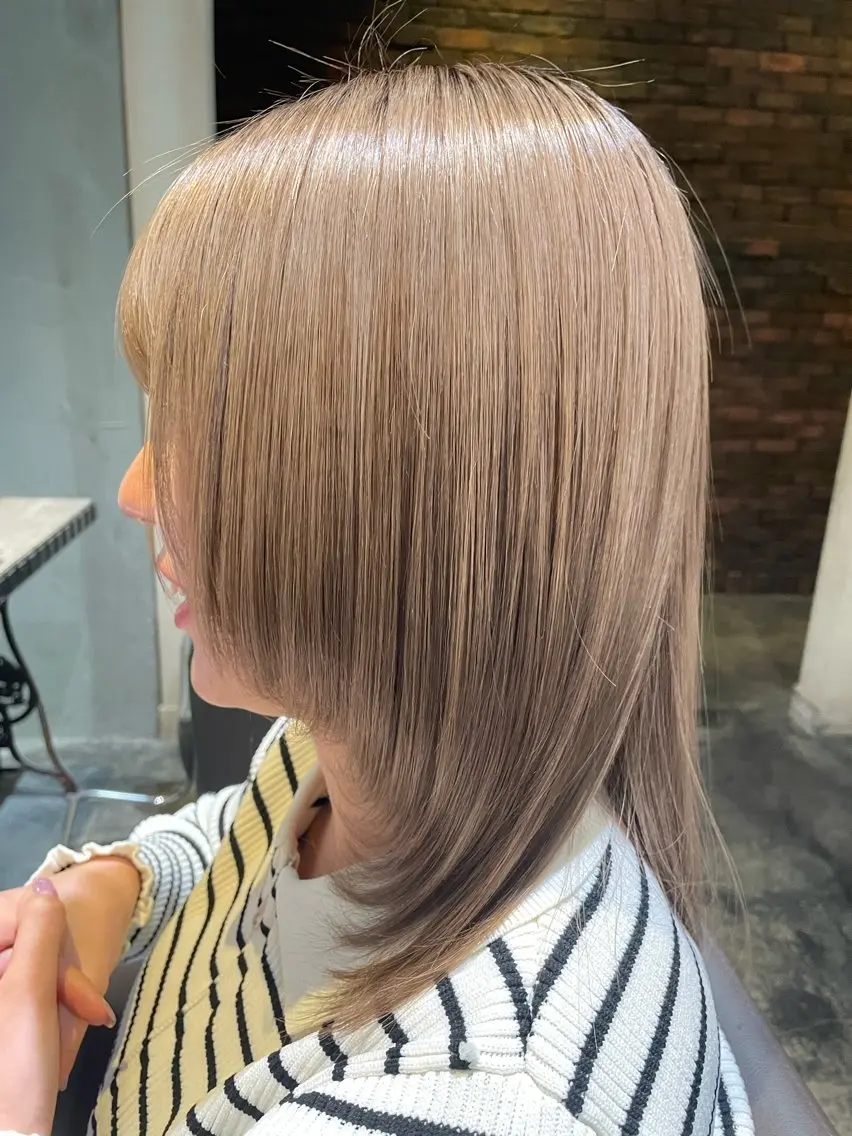 ミディアム トリートメント 酸熱トリートメント カット トリートメント 高見澤 優のヘアスタイル