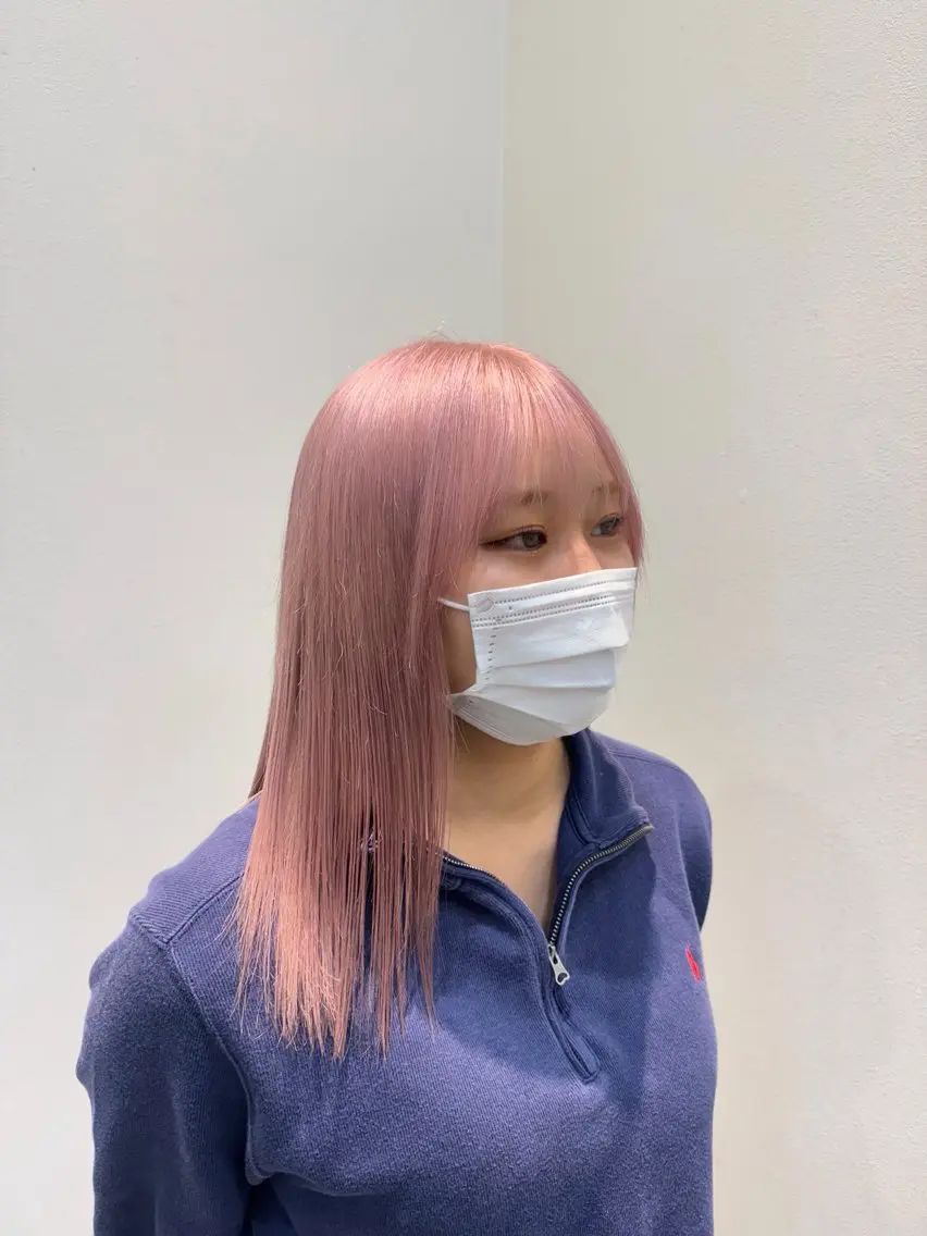 ミディアム カラー カット ヘアカラー 堀越 美羽のヘアスタイル