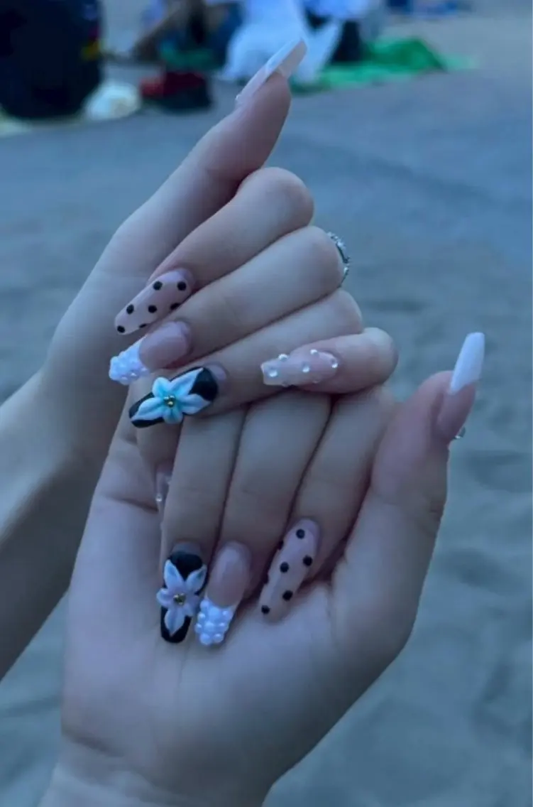 ネイル ハンドネイル minuit ♡華恋♡のネイルデザイン