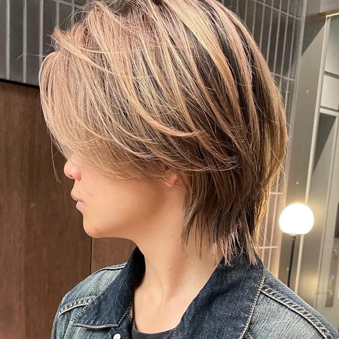 カラー メンズ センターパート 中川 稜のヘアスタイル