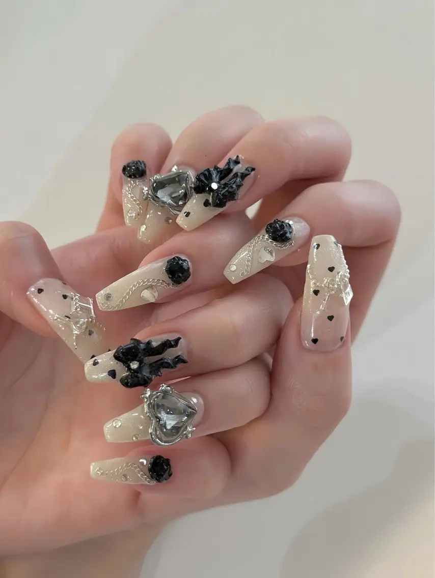 ネイル アートネイル 長さ出し ガーリー 韓国ネイル 持ち込み Rin Nail 新大久保店のネイルデザイン