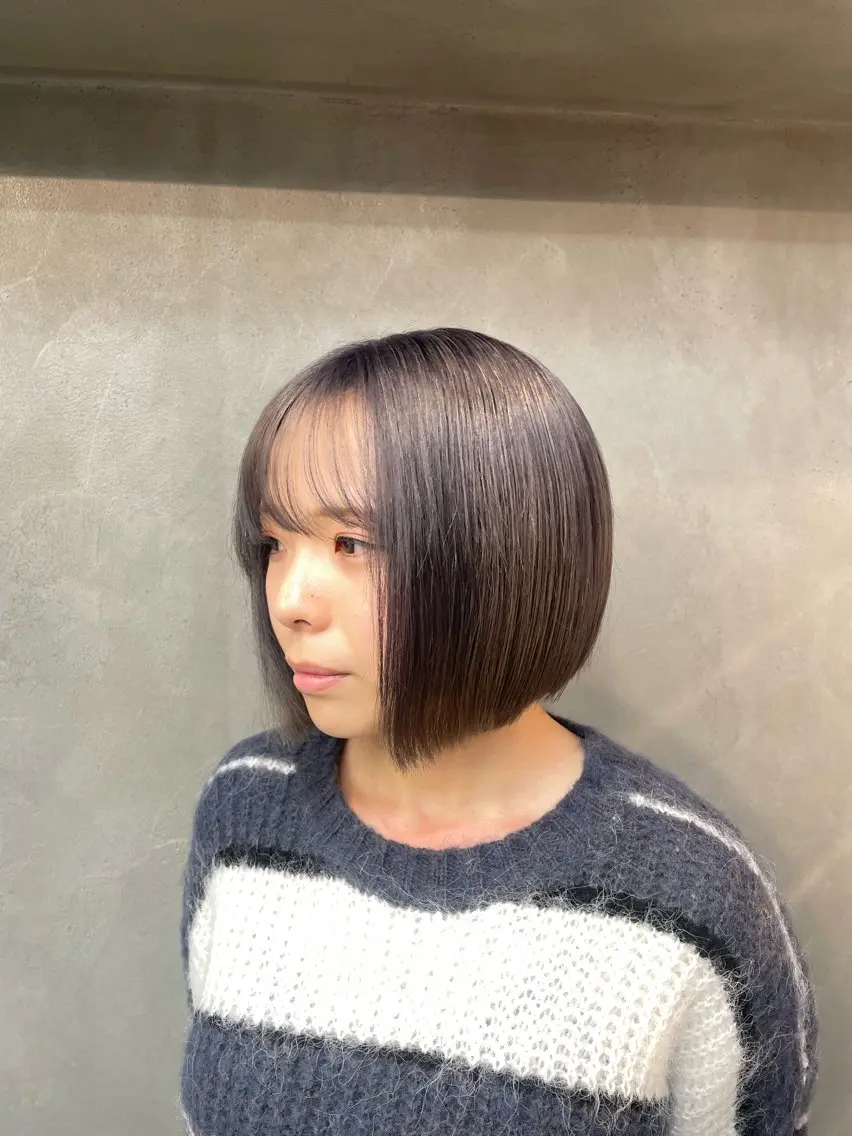 ショート カラー ワンレンボブ グレージュ ボブ ヘアカラー エクステ/コーンロウ KURUMI⛓️🔥のヘアスタイル