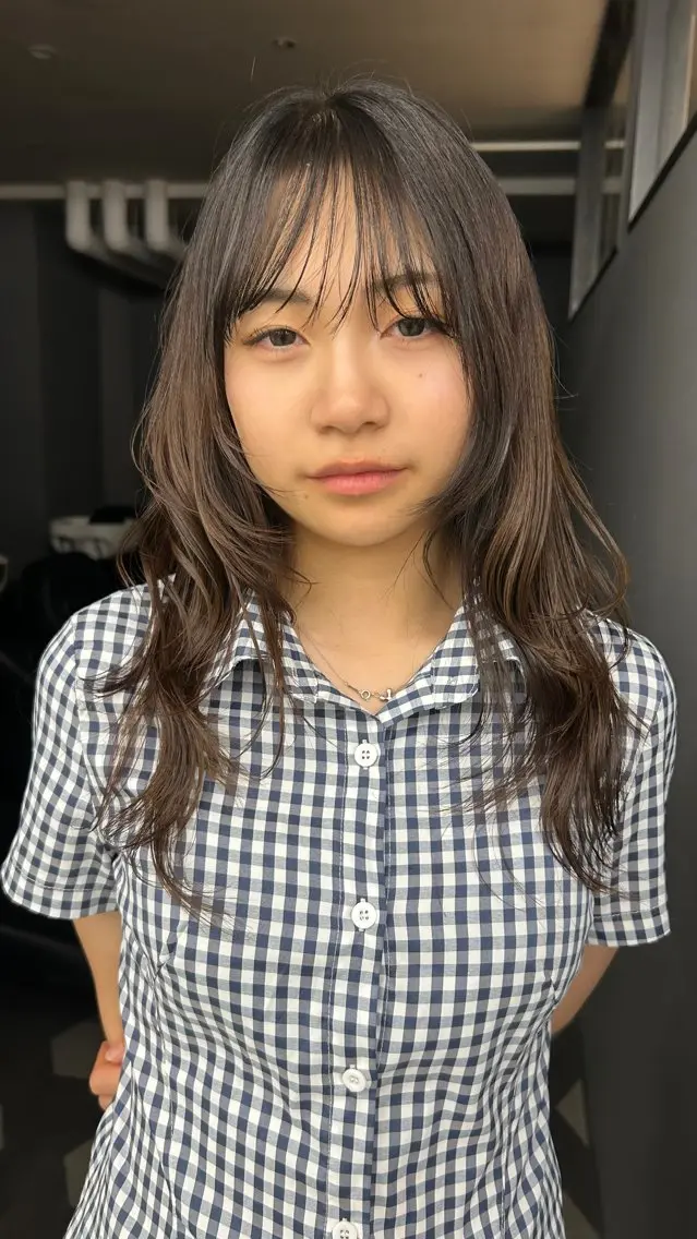 セミロング くろかわ まいのヘアスタイル