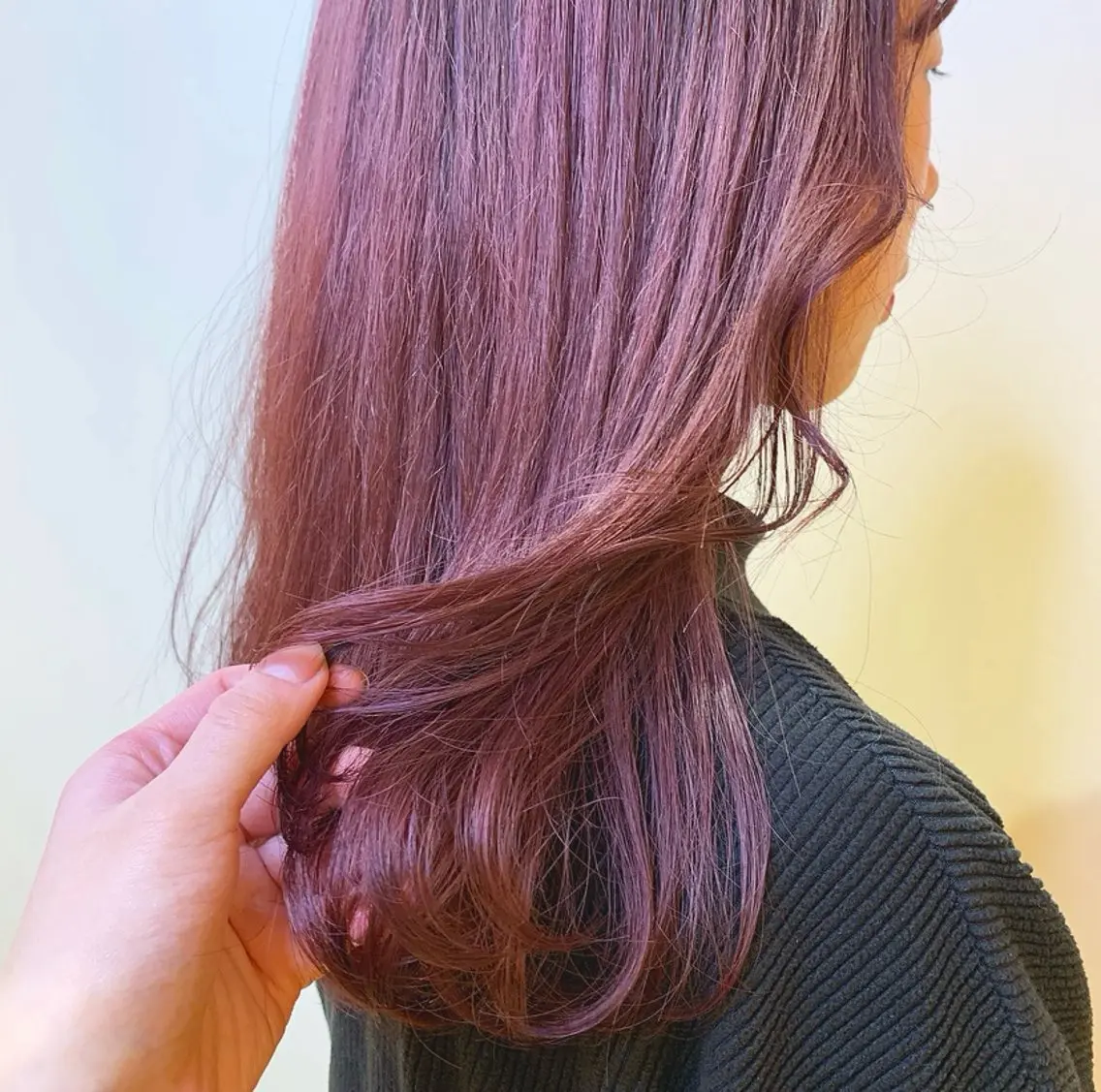 セミロング カラー ピンクカラー 和田 楓のヘアスタイル